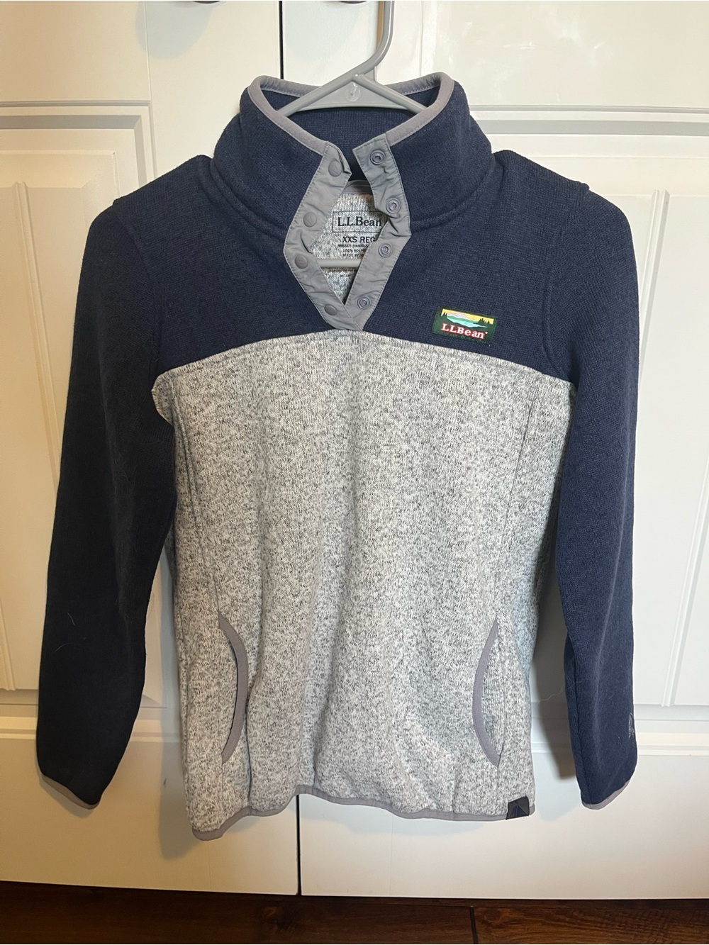 L.L. Bean womens Two-Tone Navy and Light Gray Snap Pullover Sweater